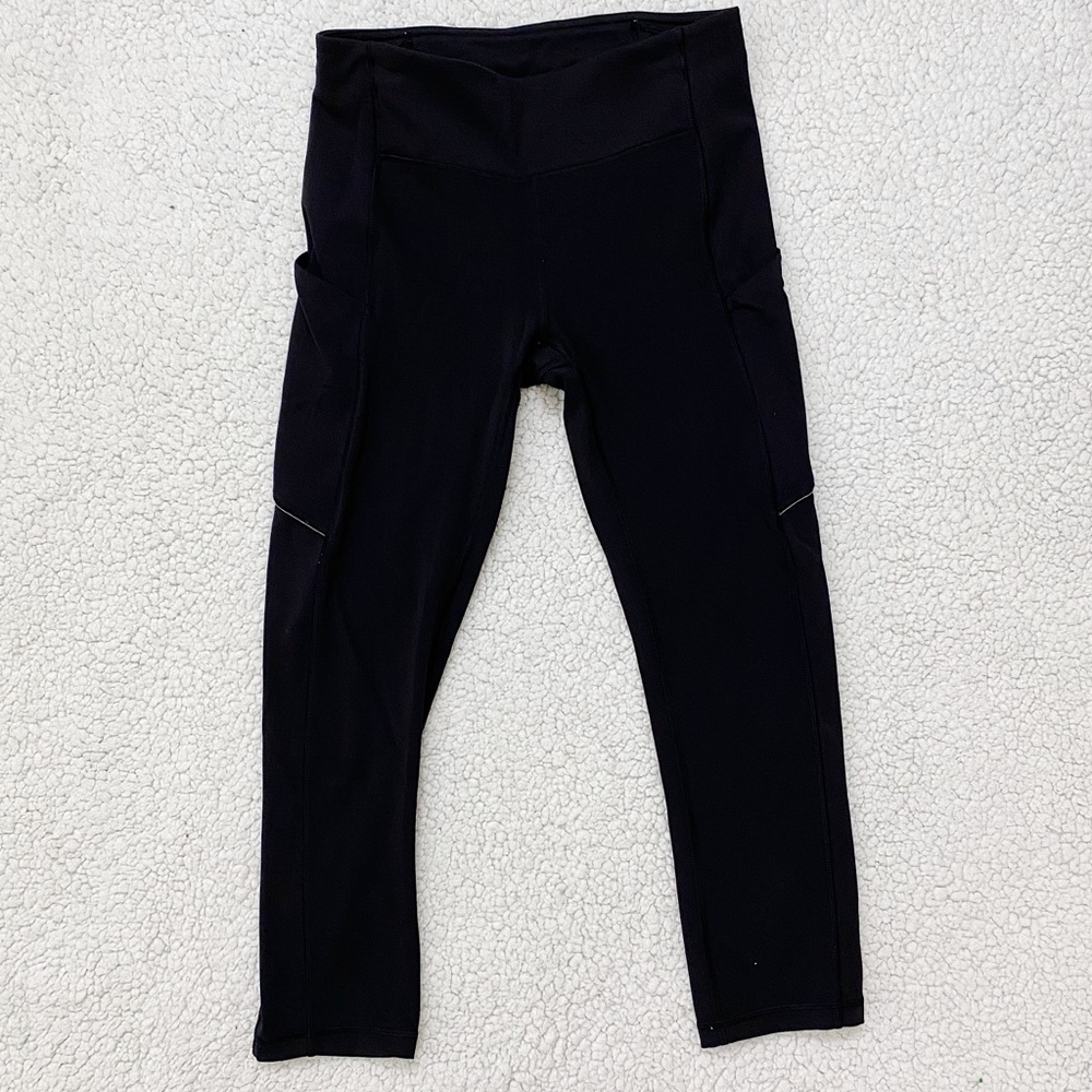 Lululemon Speed Up crop